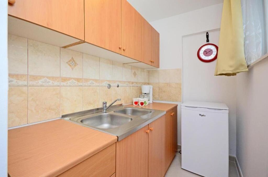 Apartments Ivan Marina Krk Town Exterior photo