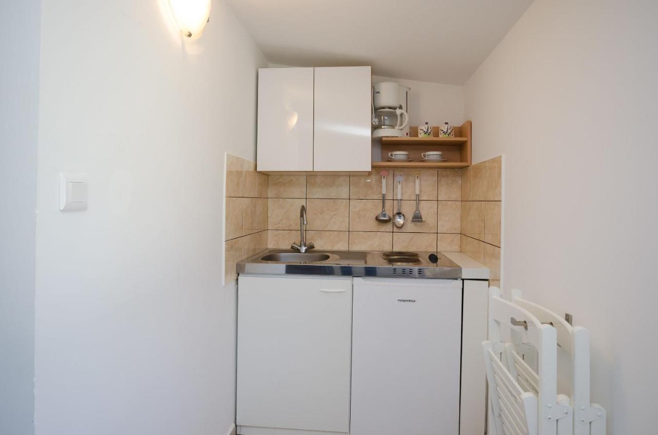 Apartments Ivan Marina Krk Town Exterior photo